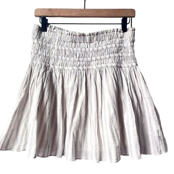 Madewell Smocked Pull-On Mini Skirt‎ in Neutral Stripe NA223 Size Small - Picture 8 of 9